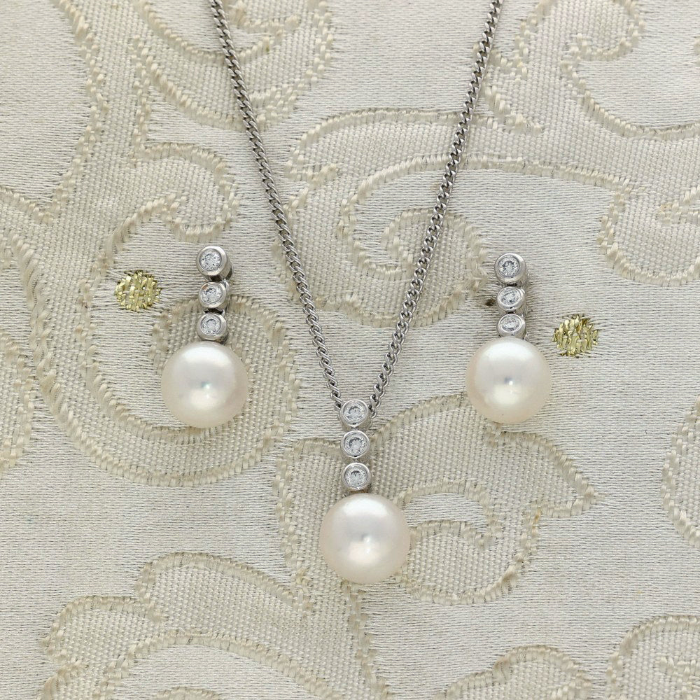 Akoya Pearl & Trilogy Diamond 18ct White Gold Pendant