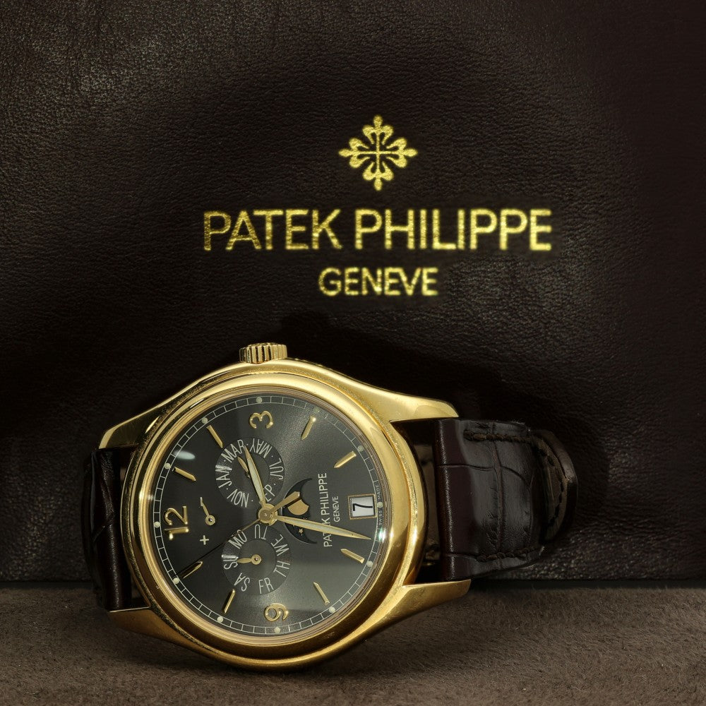 Pre-owned Patek Philippe Annual Calendar 5146j-010 Watch