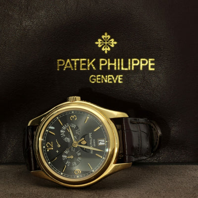 Pre-owned Patek Philippe Annual Calendar 5146j-010 Watch