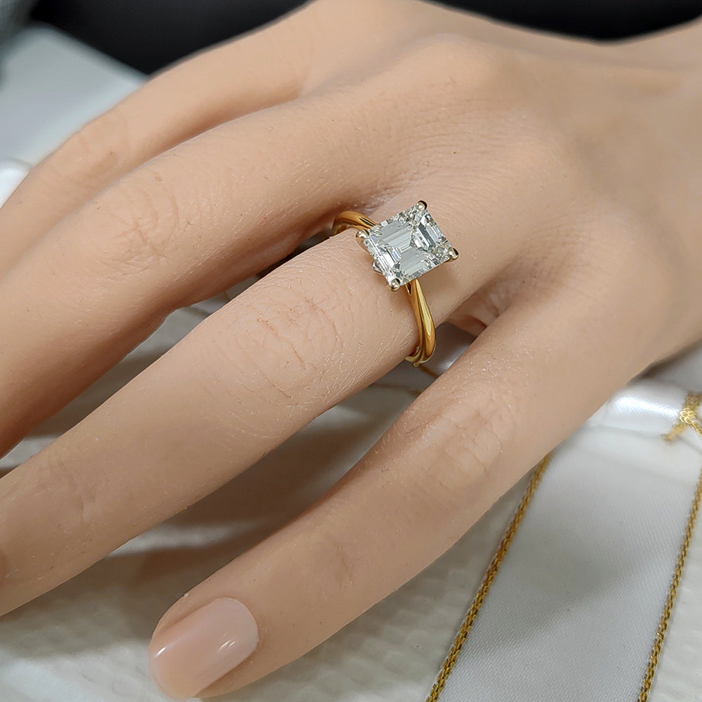 18ct Yellow Gold GIA Certificated 2.16ct Emerald Cut Diamond Solitaire Ring