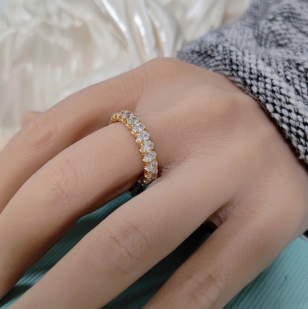 18ct Yellow Gold 1.9ct Laboratory-Grown Diamond Oval Cut 3/4 Eternity Ring