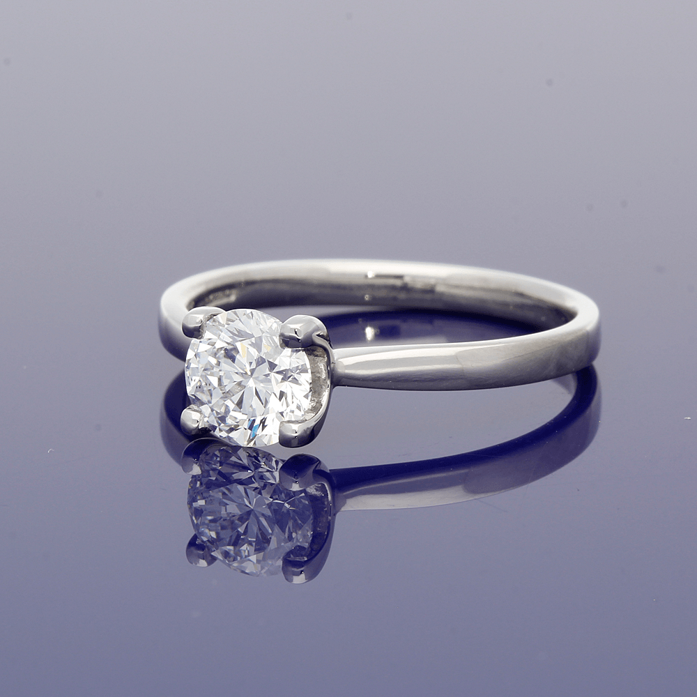 Platinum 0.90ct Certificated Round Brilliant Cut Diamond Solitaire Ring