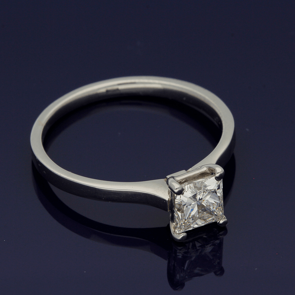 Platinum Certificated 0.90ct Princess Cut Diamond Solitaire Ring