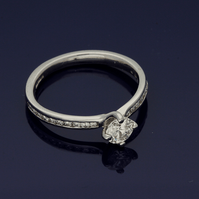 Platinum Certificated 0.39ct Diamond Solitaire Ring with Diamond Set Shoulders