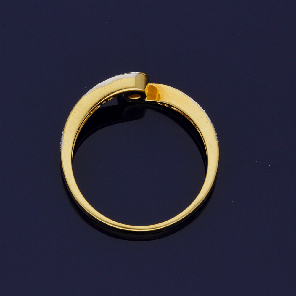 9ct Yellow Gold Diamond Solitaire Twist Ring