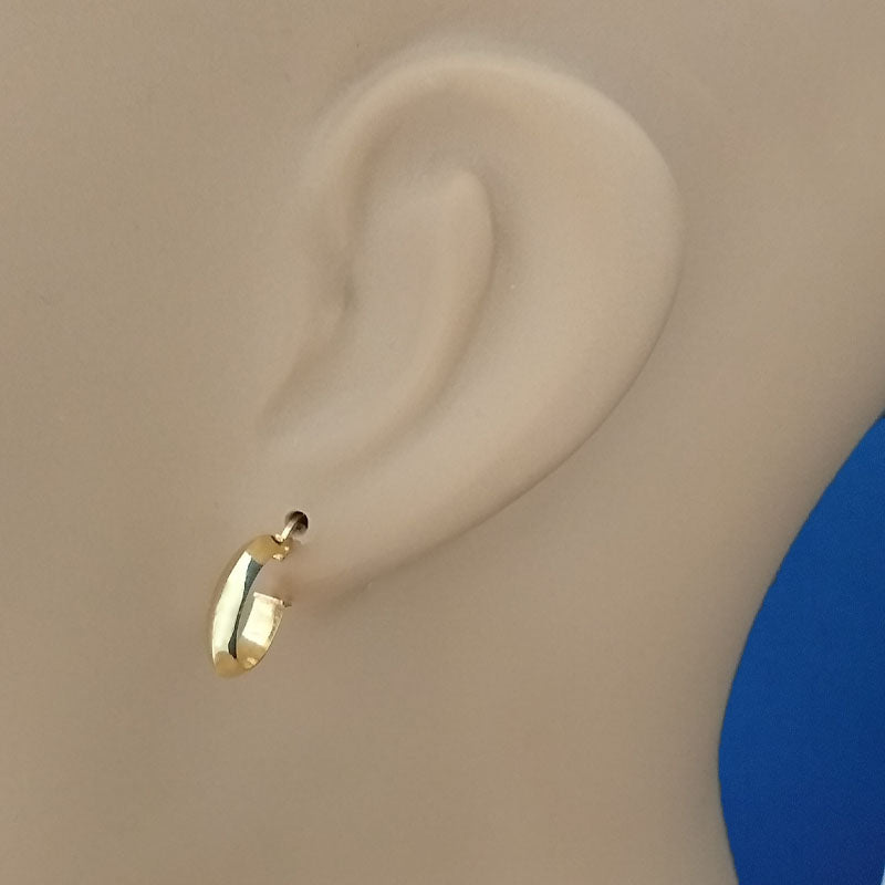 18ct Yellow Gold 10mm Plain Bevelled Hoop Earrings
