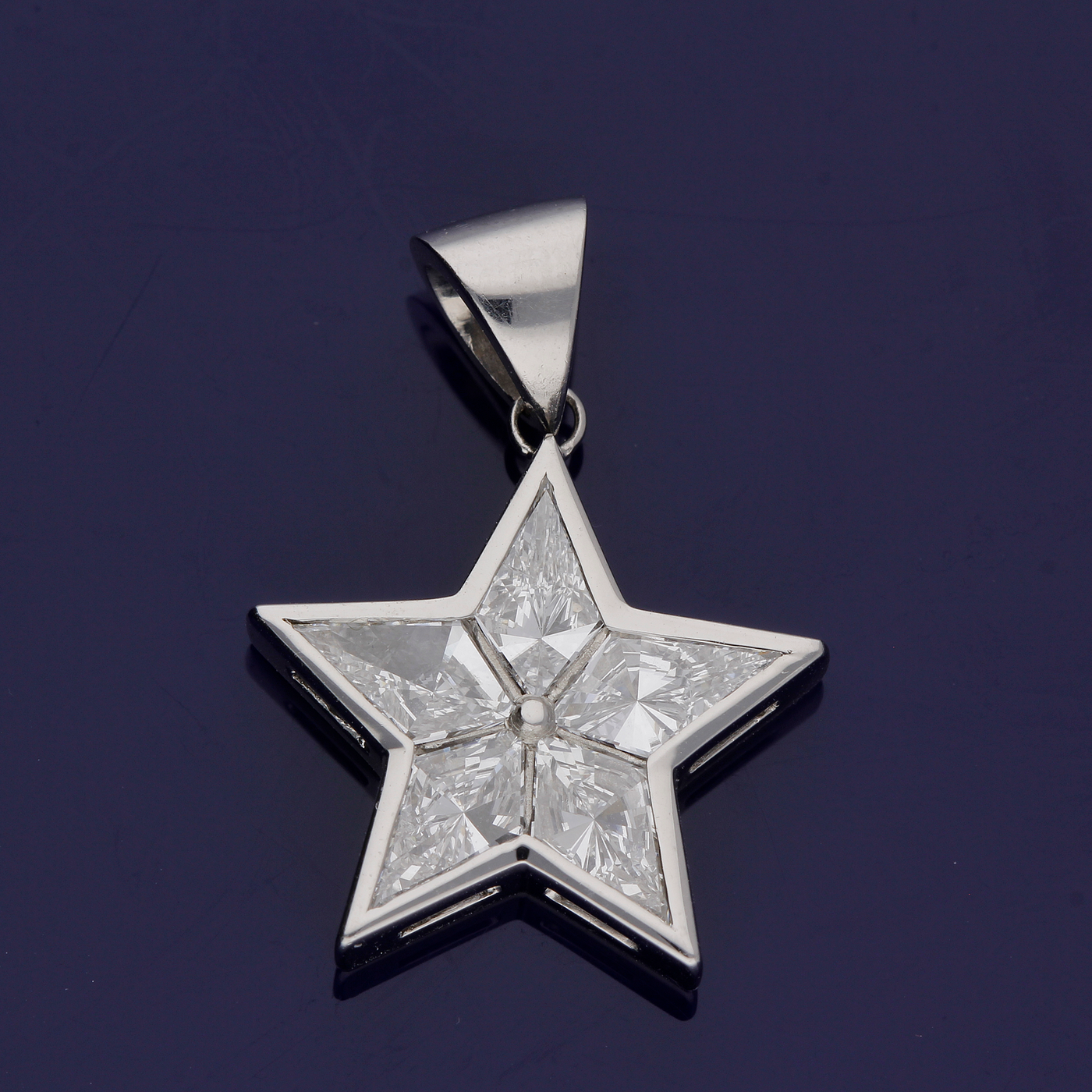 Platinum 1ct Kite Cut Diamond Star Pendant