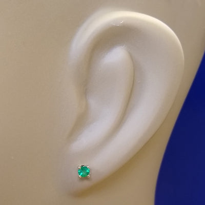 18ct Yellow Gold Emerald 3mm Stud Earrings