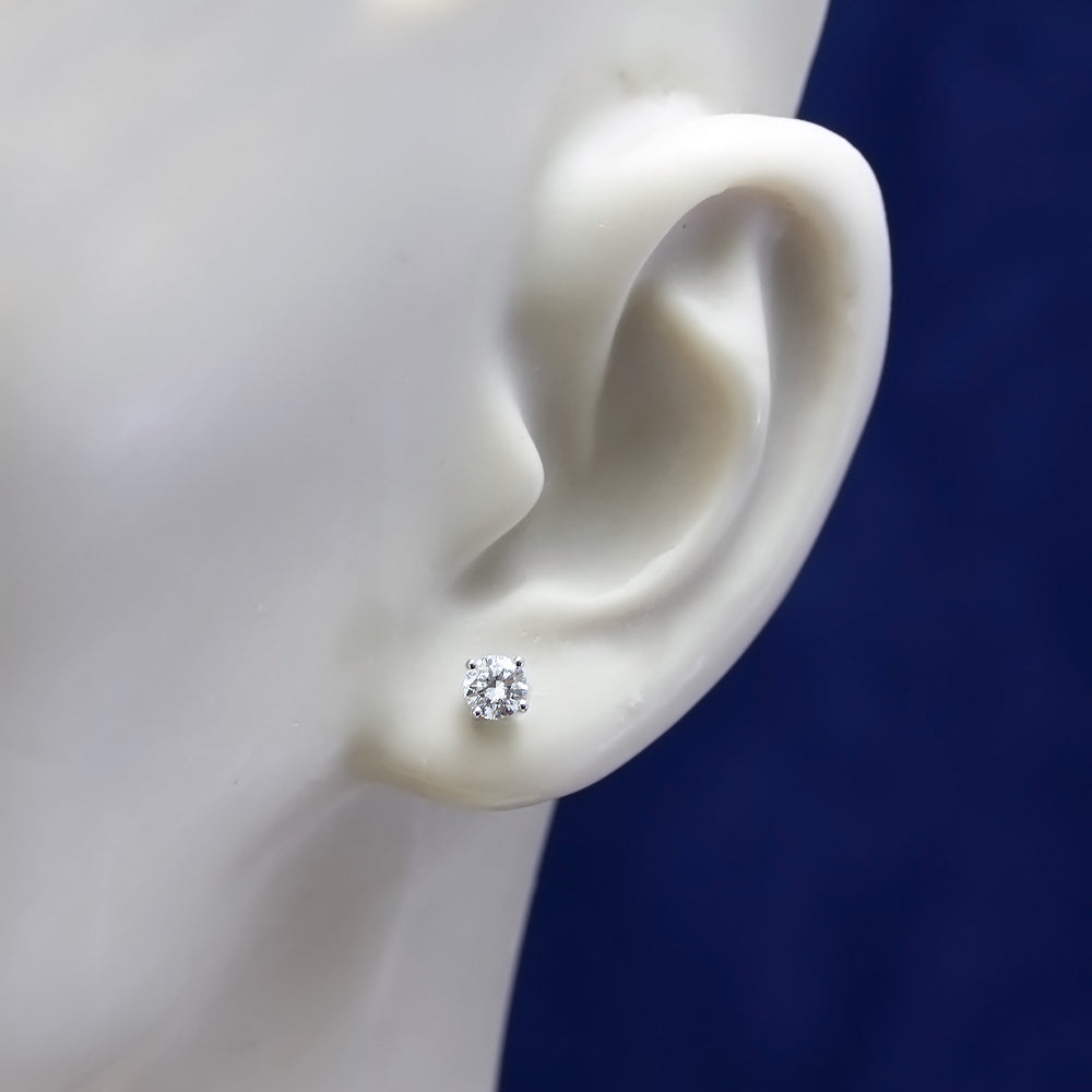 18ct White Gold Laboratory-Grown Diamond Stud Earrings 0.61ct