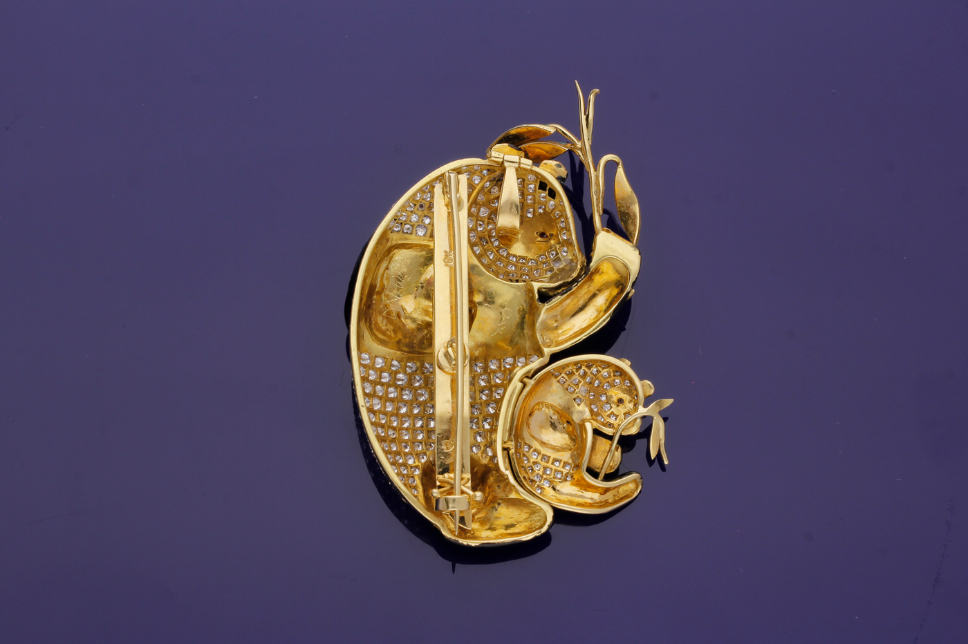 Preowned 18ct Yellow Gold Enamel and 2.50ct Diamond Panda Brooch/Pendant