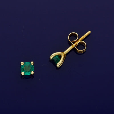18ct Yellow Gold Emerald 4 Claw Stud Earrings