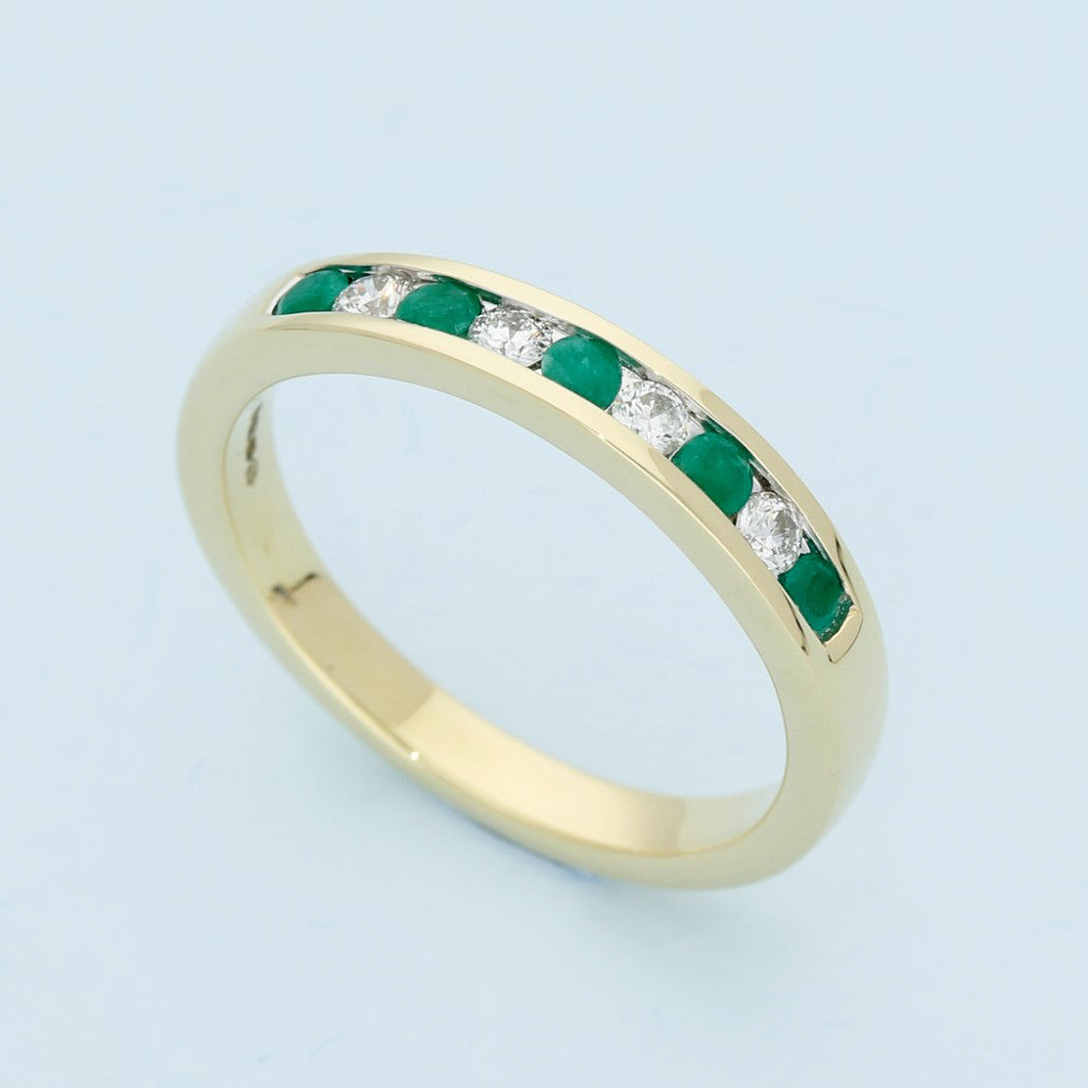 18ct Yellow Gold Emerald & Diamond Half Eternity Ring