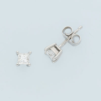 18ct White Gold Princess Cut Diamond Stud Earrings 0.52ct