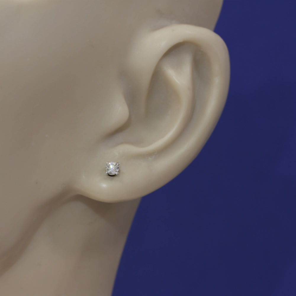9ct White Gold 0.25ct Diamond Stud Earrings