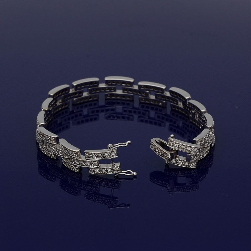 Pre-owned 18ct White Gold Brick Link 2.61ct Pave Diamond Bracelet