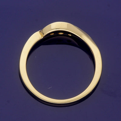 18ct Yellow Gold Diamond Trilogy Twist Ring